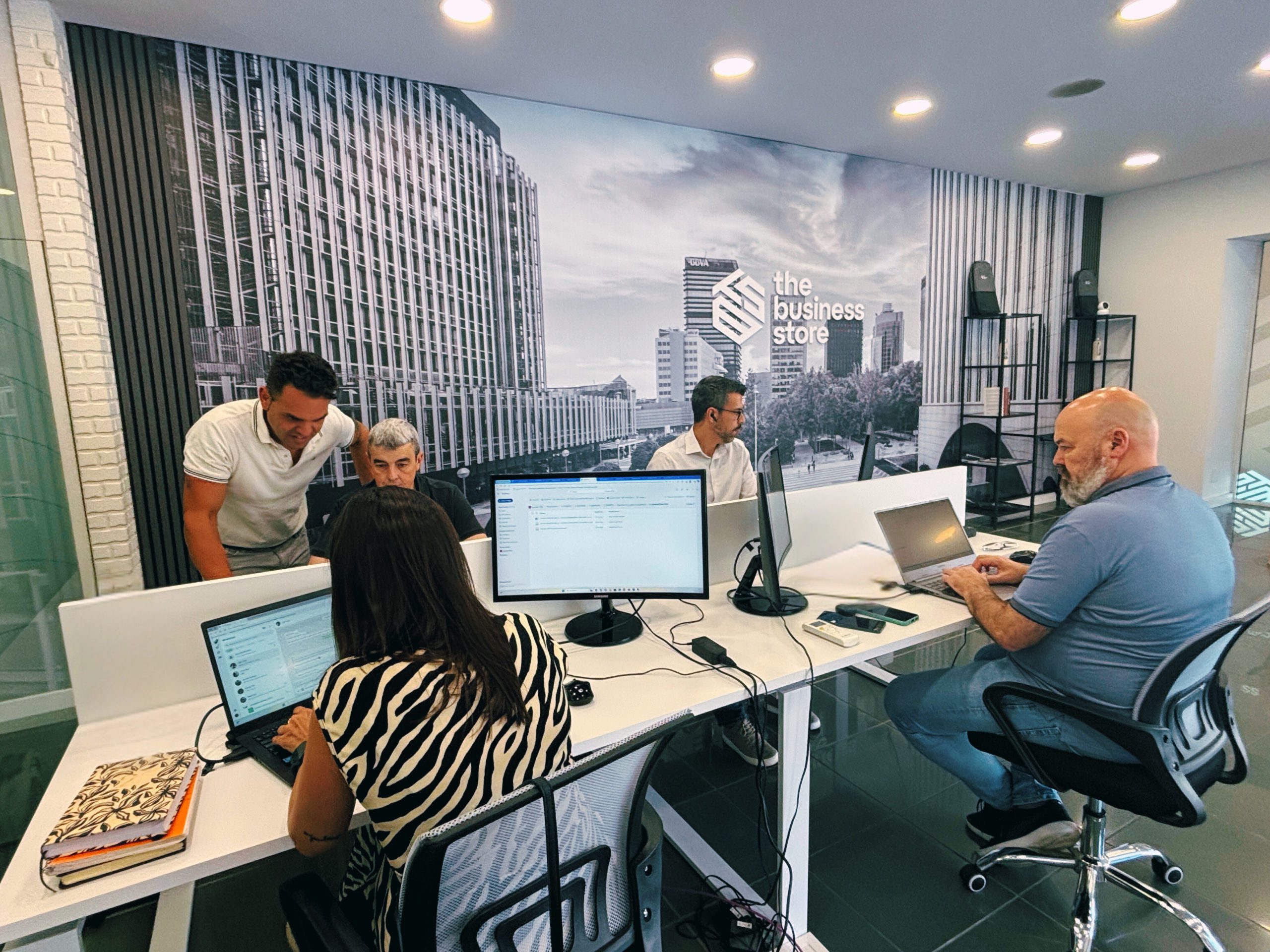 Montar un negocio online: consejos esenciales para emprendedores digitales 1 Como montar un negocio online